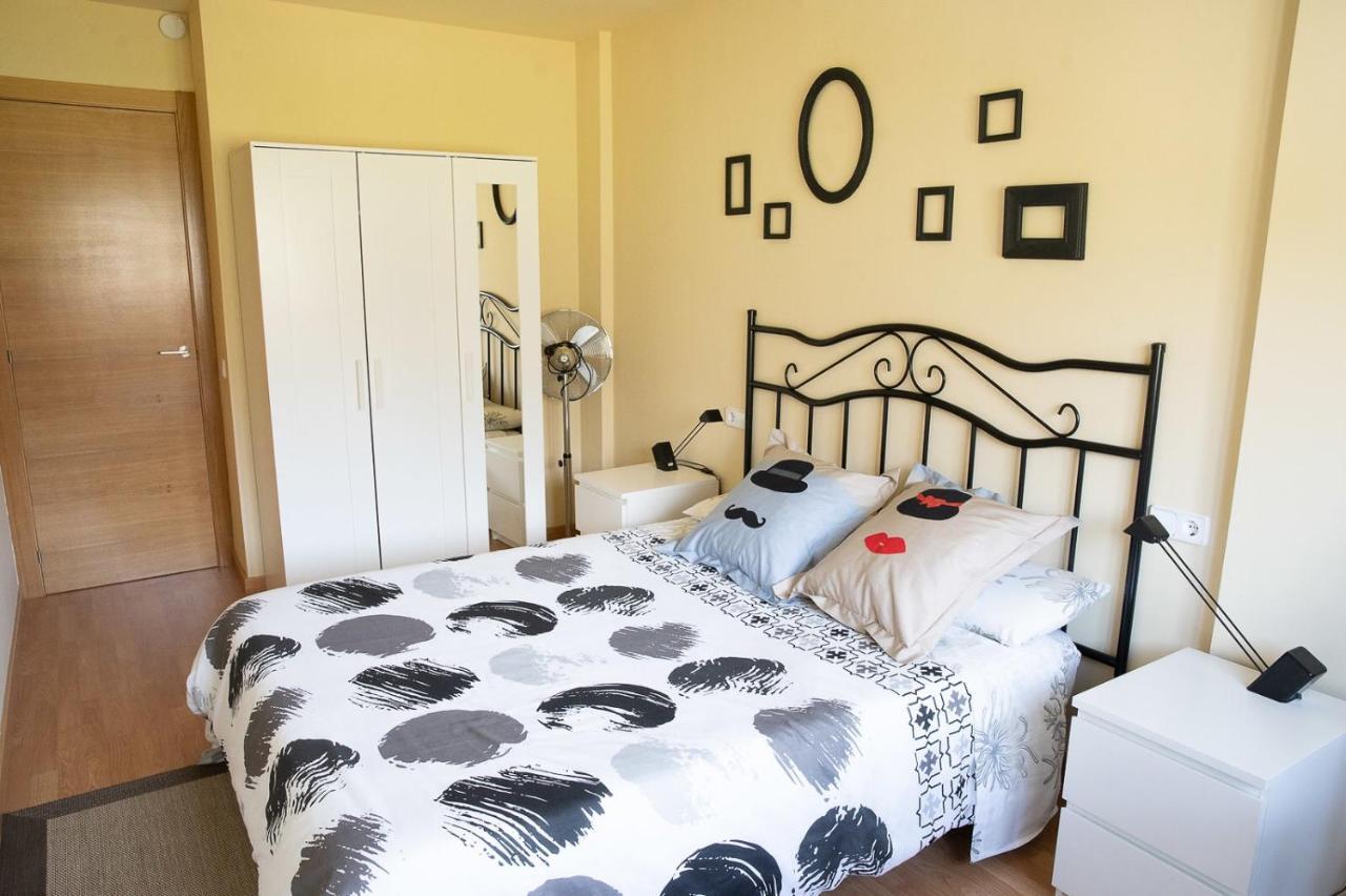 Apartaments Espai D'Ажер Экстерьер фото