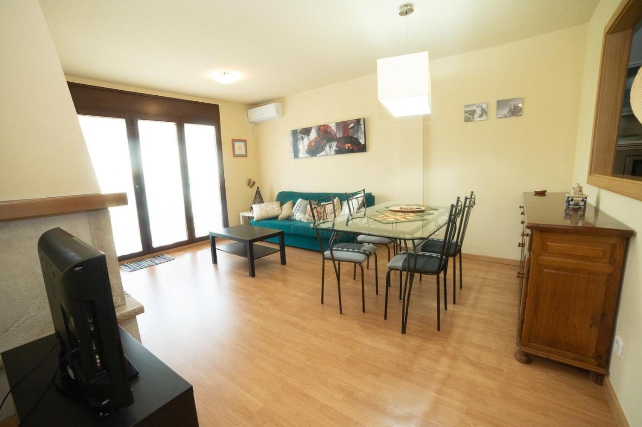Apartaments Espai D'Ажер Экстерьер фото