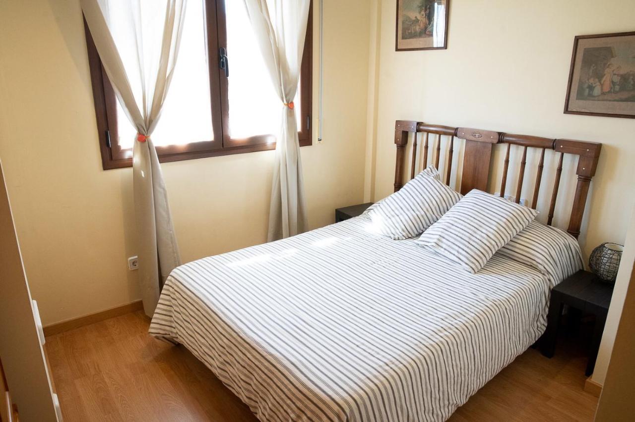 Apartaments Espai D'Ажер Экстерьер фото