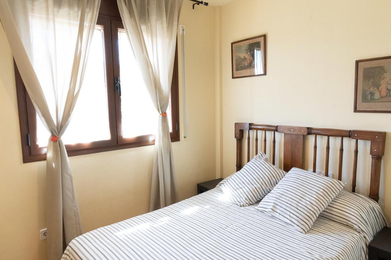 Apartaments Espai D'Ажер Экстерьер фото