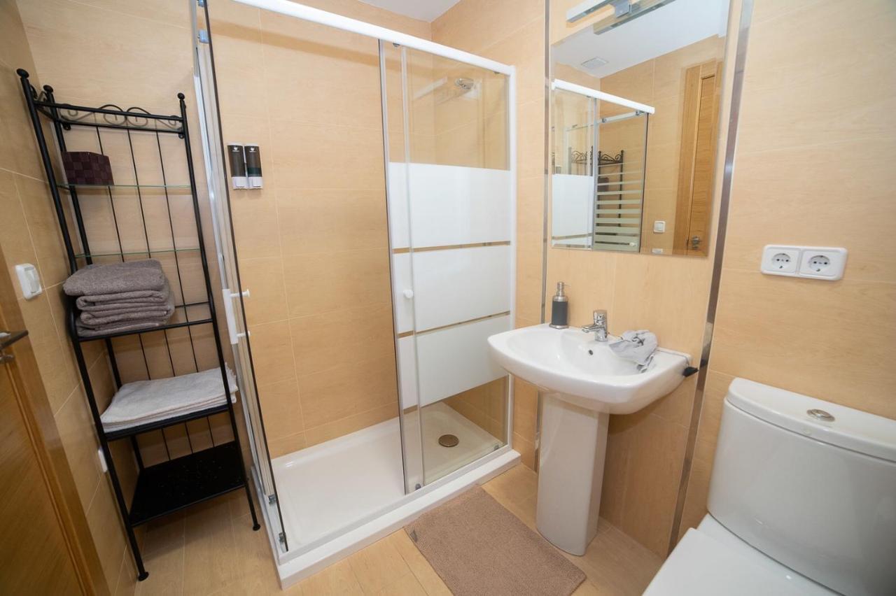 Apartaments Espai D'Ажер Экстерьер фото
