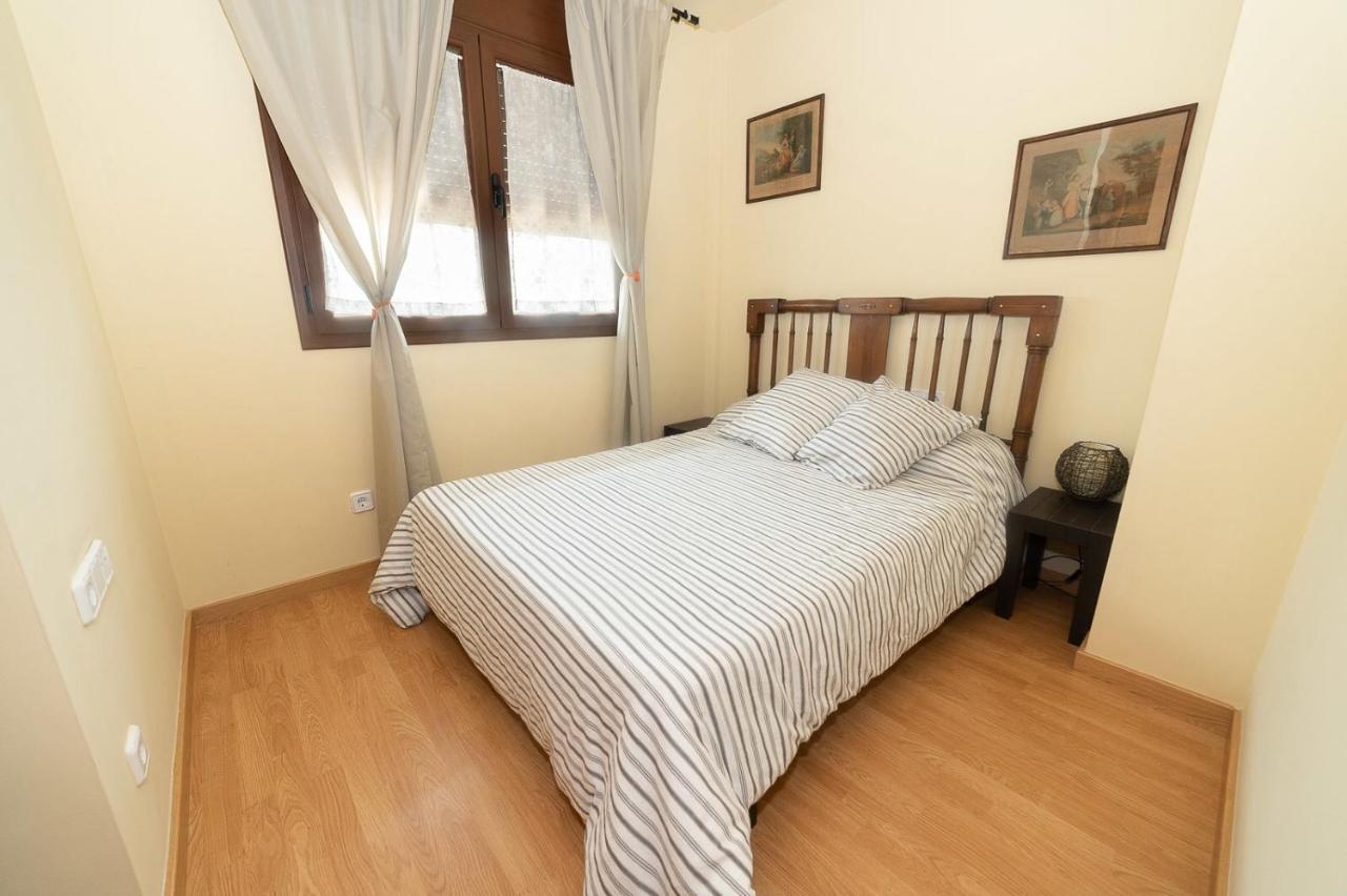 Apartaments Espai D'Ажер Экстерьер фото